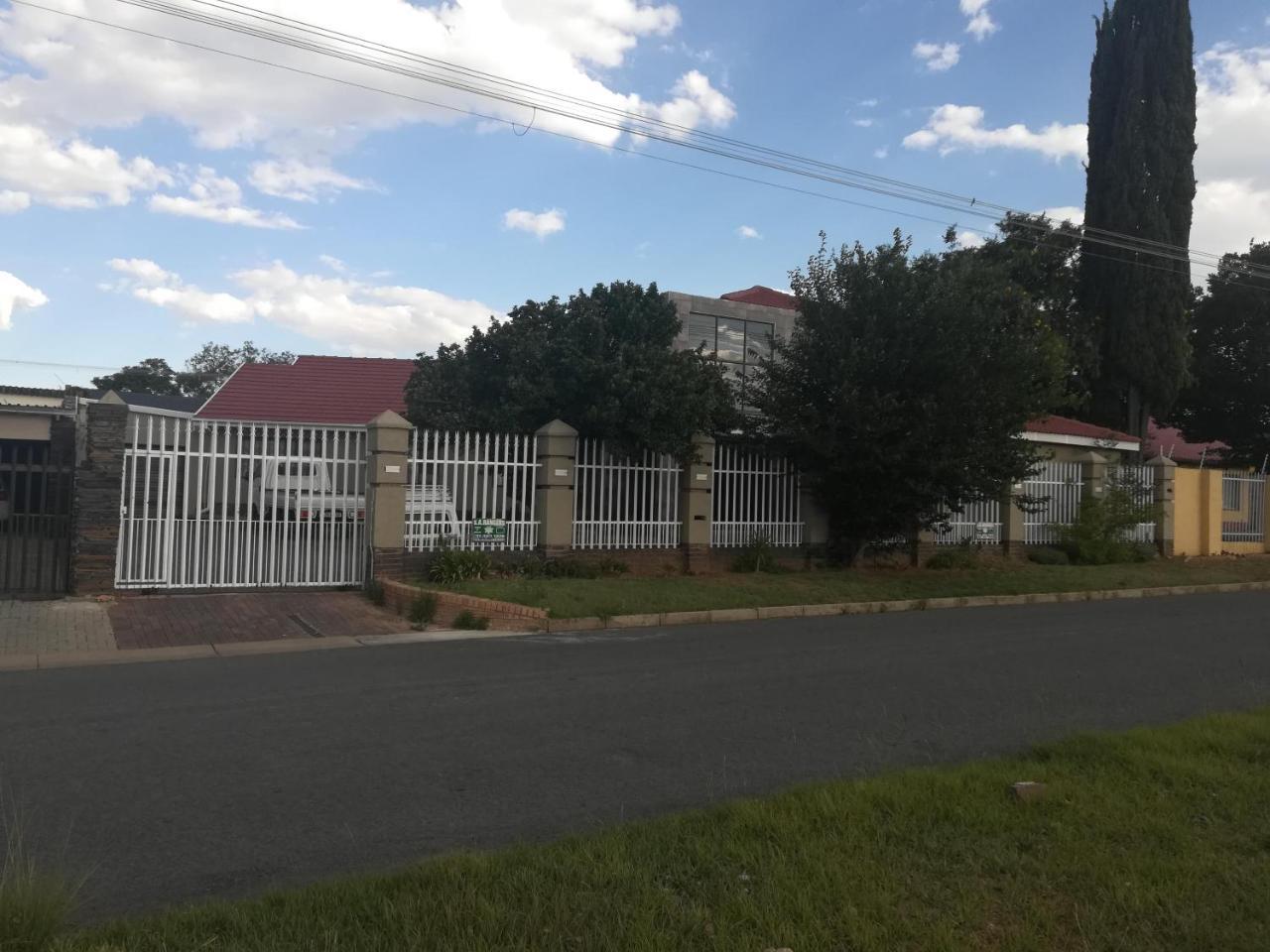 约翰内斯堡Lalela House公寓 外观 照片